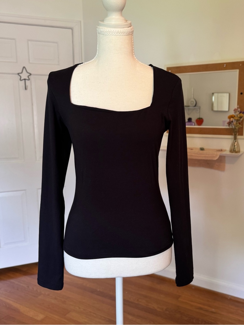 H&M Black Square Neck Long Sleeve Stretch Cotton Jersey Top Size Small
